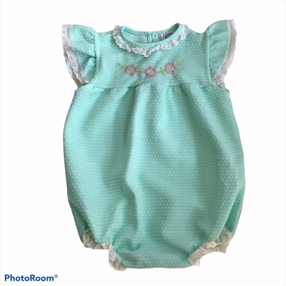 Vintage Carter’s One Piece Short Romper